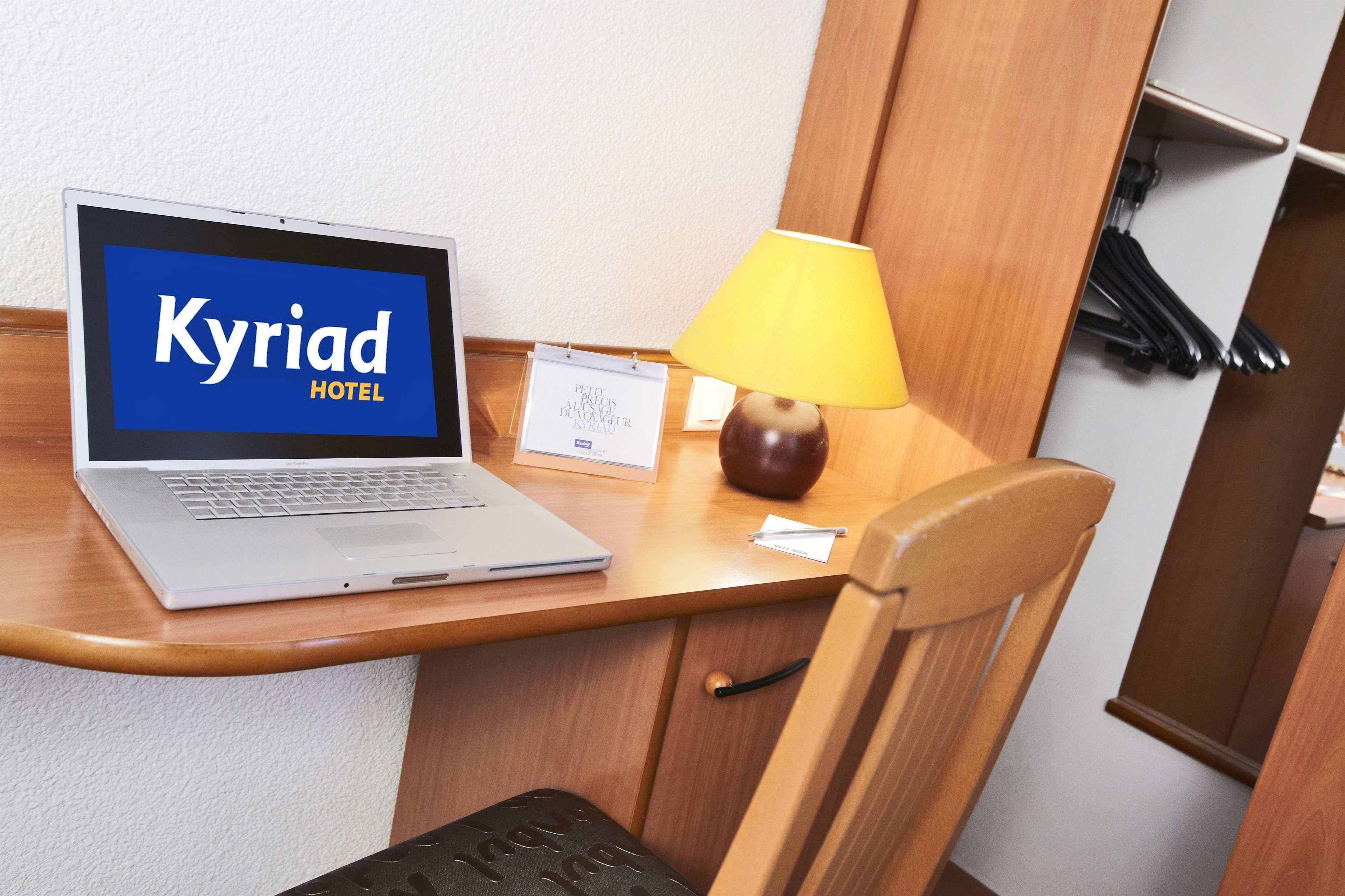 Kyriad Toulon Est Hyeres La Garde La Garde  Exterior photo