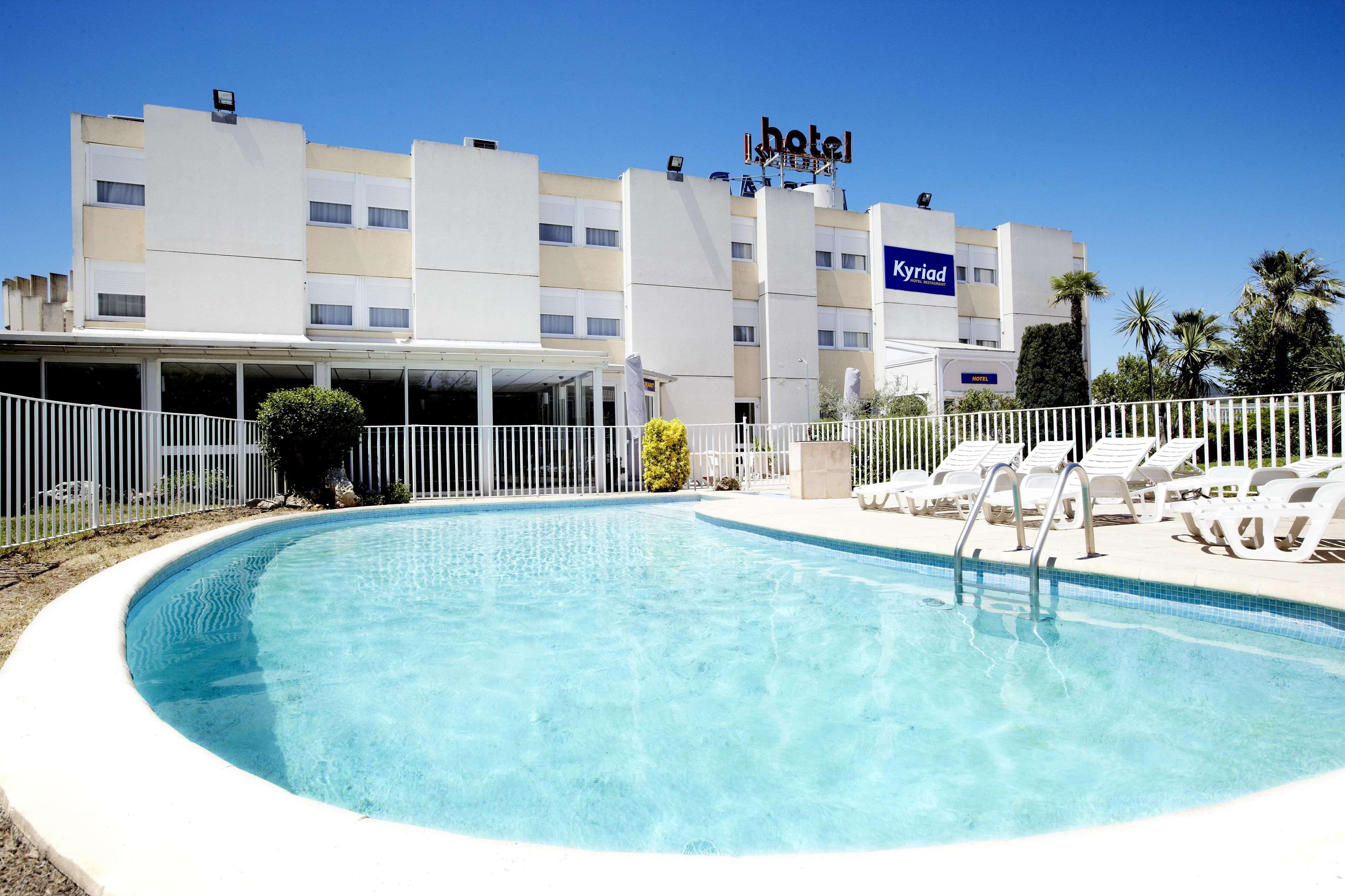 Kyriad Toulon Est Hyeres La Garde La Garde  Exterior photo